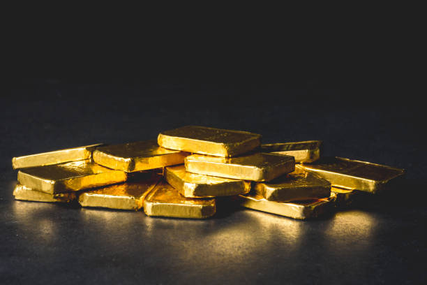 Gold – Edges Lower after Failing at $1,960 But Recovery Over?